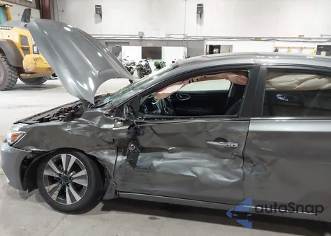 2019 Nissan Sentra Sv z USA, uszkodzony, nr VIN 3N1AB7AP1KY224148